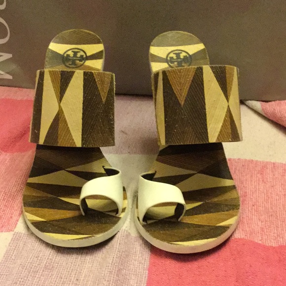 Tory Burch Shoes - Tory Burch Sz 8 heels DELISTING SOON